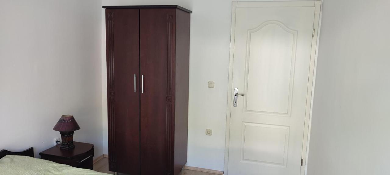 Apartments Vela - Pestani, Ohrid Bagian luar foto