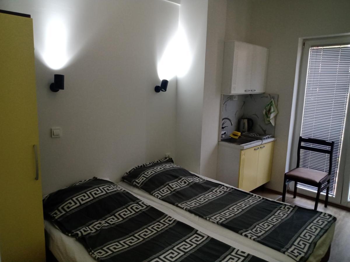 Apartments Vela - Pestani, Ohrid Bagian luar foto