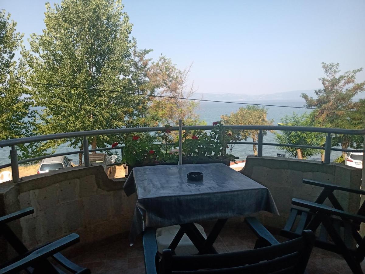 Apartments Vela - Pestani, Ohrid Bagian luar foto